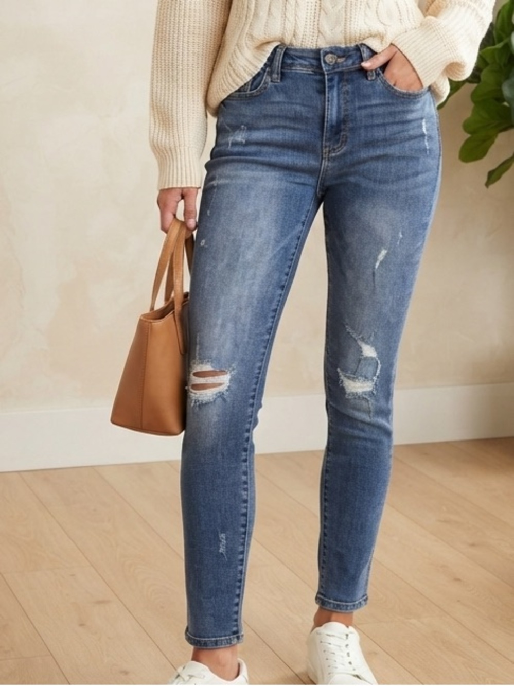 Judy Blue Relaxed Skinny Jeans Women's Distressed Stretch Denim Size 9/29
